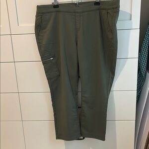 Denim and Company pull on pants
Size 2X petite